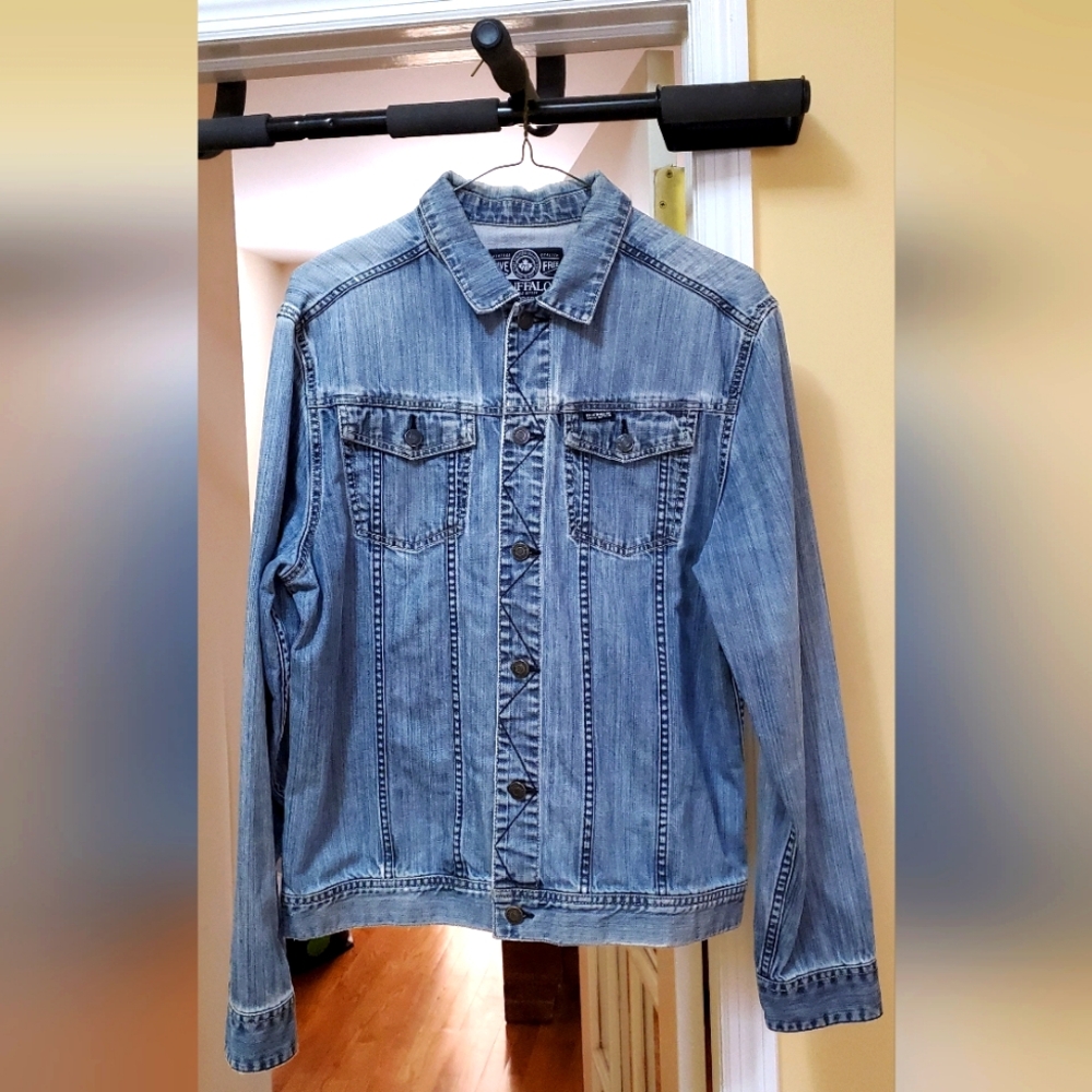 Classic Vintage Wash Denim Jacket